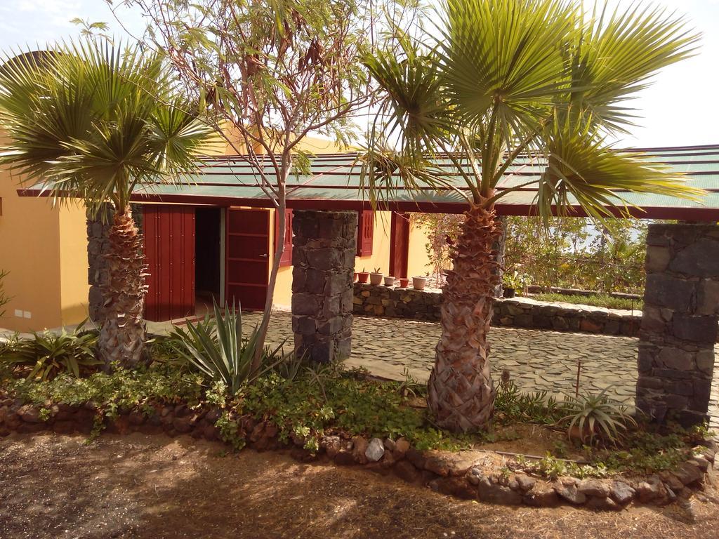 Coin De Paradis,Pavillon Doucimar Porto Novo  Bagian luar foto